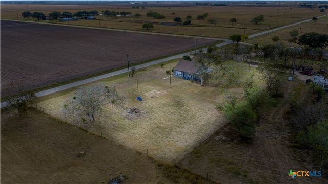 1296 Brownson Road, Victoria, TX 77905
