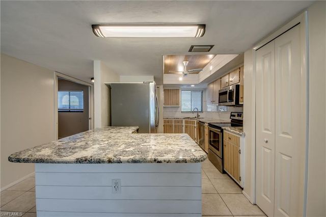 1202 Cape Coral PKWY W 107, Cape Coral, FL 33914