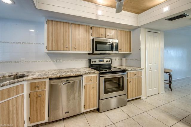 1202 Cape Coral PKWY W 107, Cape Coral, FL 33914