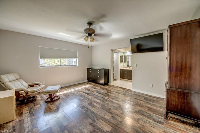 1202 Cape Coral PKWY W 107, Cape Coral, FL 33914