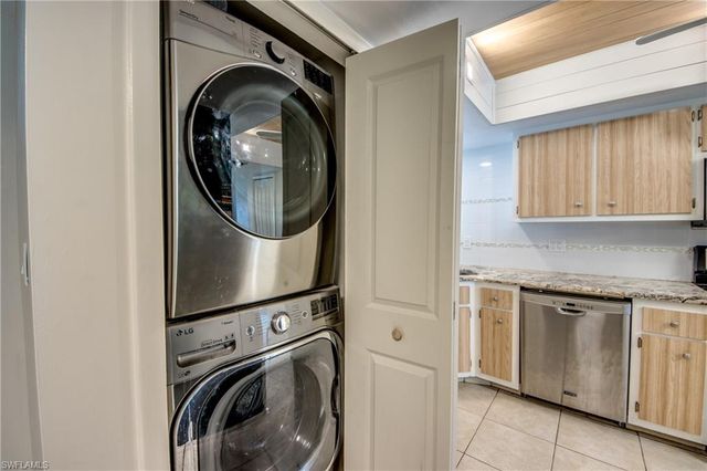 1202 Cape Coral PKWY W 107, Cape Coral, FL 33914