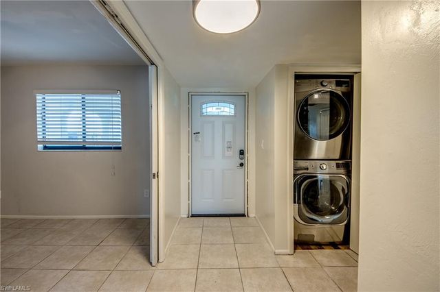 1202 Cape Coral PKWY W 107, Cape Coral, FL 33914