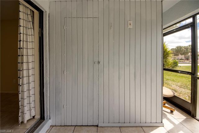 1202 Cape Coral PKWY W 107, Cape Coral, FL 33914