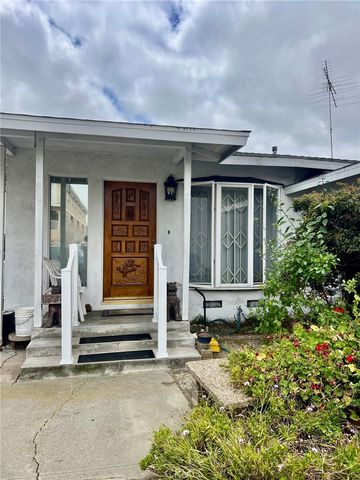 1554 W 207th Street, Los Angeles, CA 90501