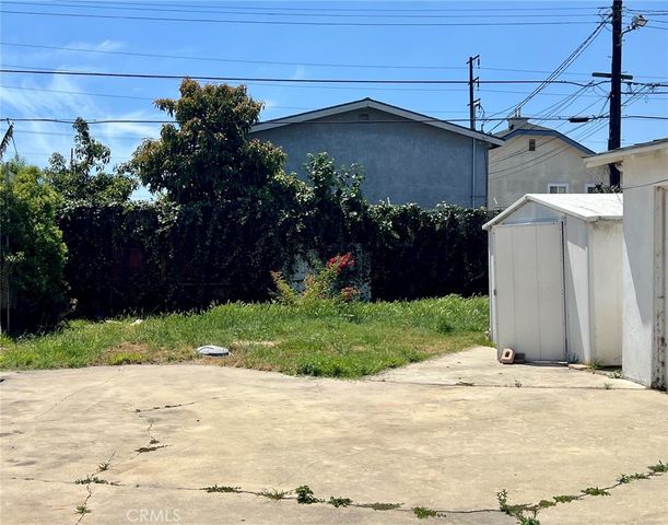 1554 W 207th Street, Los Angeles, CA 90501