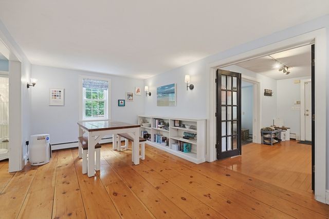 79 Mount Lebanon St, Pepperell, MA 01463