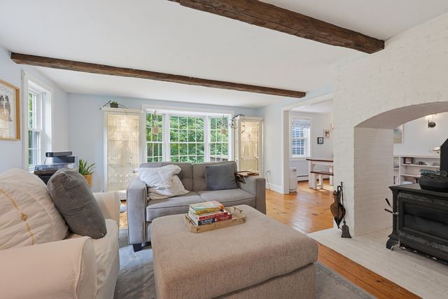 79 Mount Lebanon St, Pepperell, MA 01463