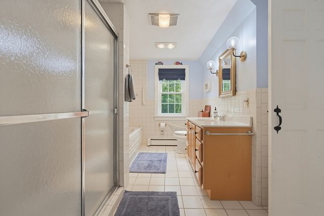79 Mount Lebanon St, Pepperell, MA 01463