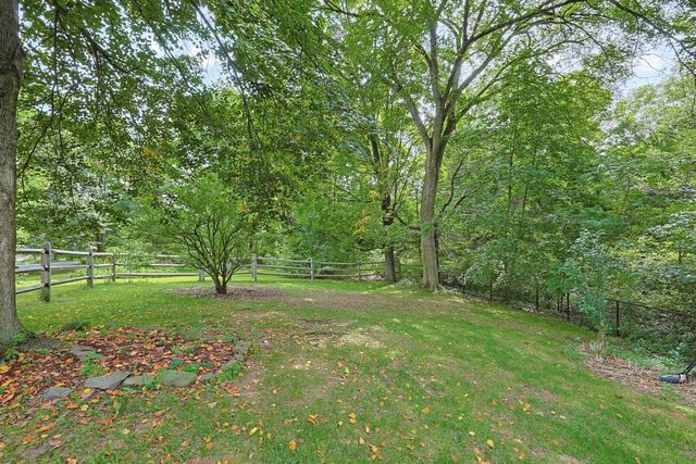 79 Mount Lebanon St, Pepperell, MA 01463