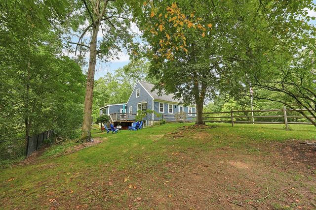 79 Mount Lebanon St, Pepperell, MA 01463