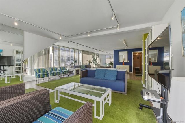 2620 2nd Ave 7A, San Diego, CA 92103