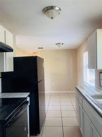 76 JUDITH LANE, Orlando, FL 32811