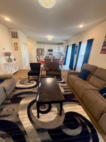 808 Saddle Avenue, Pataskala, OH 43062