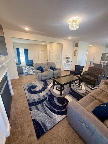 808 Saddle Avenue, Pataskala, OH 43062