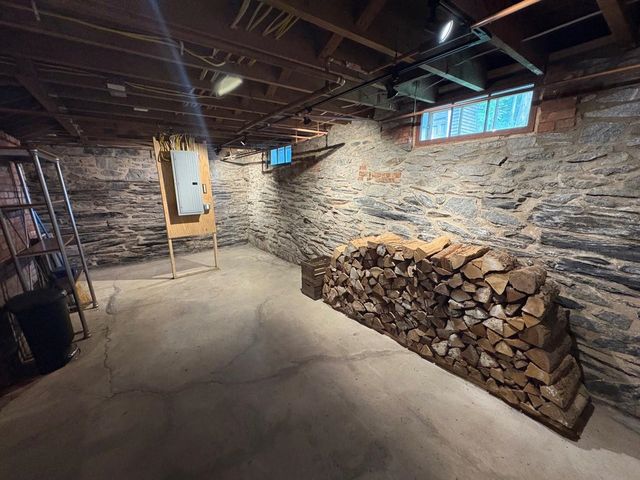 1 Hopkins Street, Montpelier, VT 05602