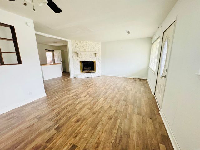 1503 Collins Dr., Pine Bluff, AR 71601