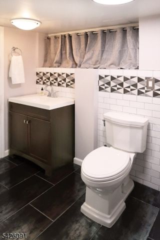 23 44Th St, Maplewood Twp., NJ 07040