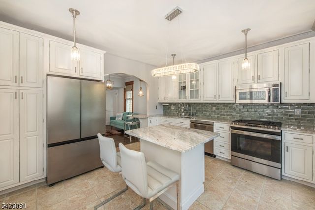 23 44Th St, Maplewood Twp., NJ 07040