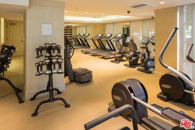 10580 WILSHIRE Boulevard 4NE, Los Angeles, CA 90024