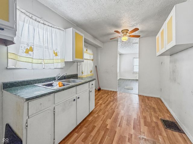 1929 N Linwood Avenue, Indianapolis, IN 46218