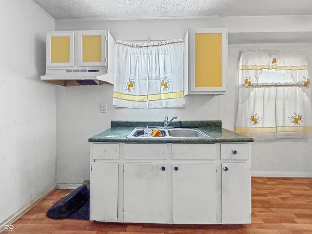 1929 N Linwood Avenue, Indianapolis, IN 46218