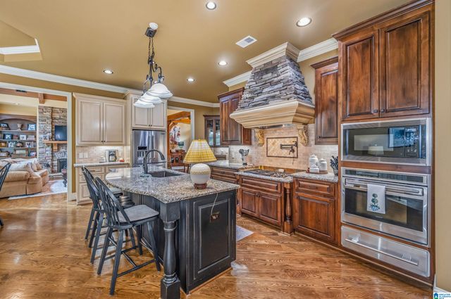 221 RIVER OAKS DRIVE, Helena, AL 35080
