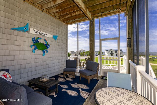 516 Blue Heron Drive, Newport, NC 28570
