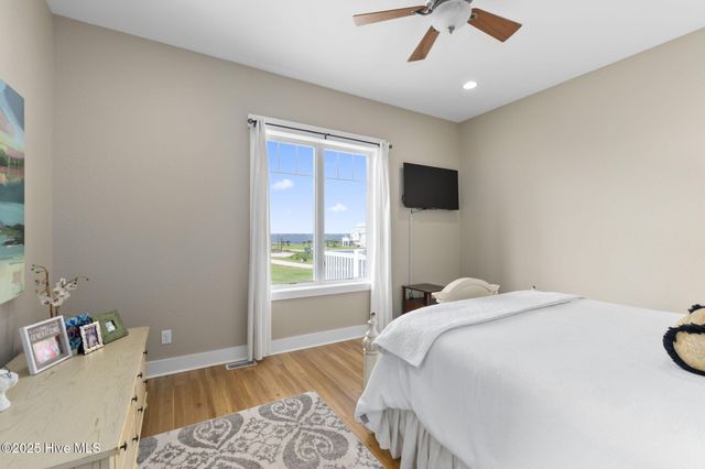 516 Blue Heron Drive, Newport, NC 28570