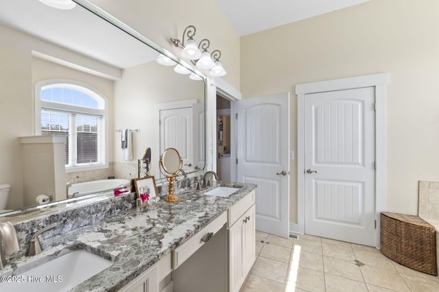516 Blue Heron Drive, Newport, NC 28570