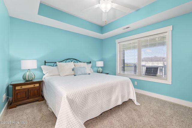 516 Blue Heron Drive, Newport, NC 28570