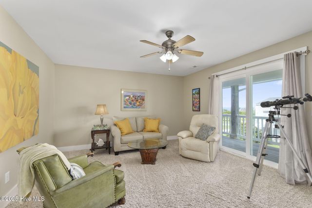 516 Blue Heron Drive, Newport, NC 28570