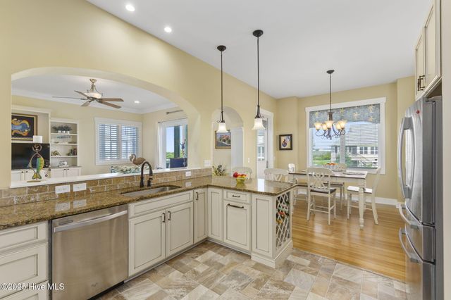 516 Blue Heron Drive, Newport, NC 28570