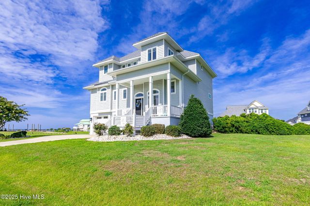 516 Blue Heron Drive, Newport, NC 28570