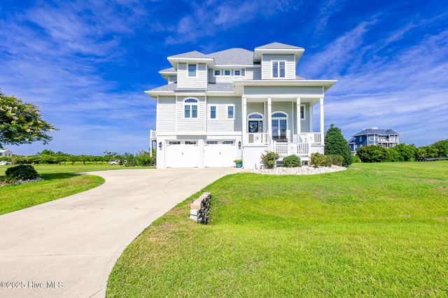 516 Blue Heron Drive, Newport, NC 28570