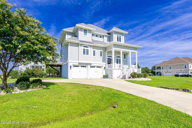 516 Blue Heron Drive, Newport, NC 28570
