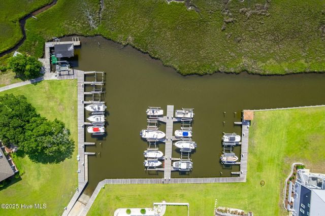 516 Blue Heron Drive, Newport, NC 28570