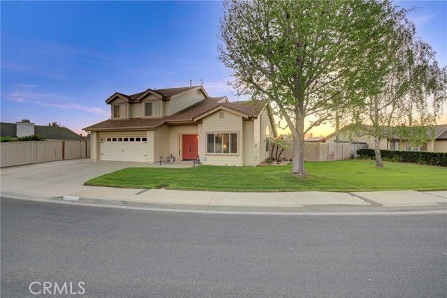 1865 Sequoia, Santa Maria, CA 93454