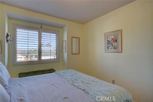 1865 Sequoia, Santa Maria, CA 93454