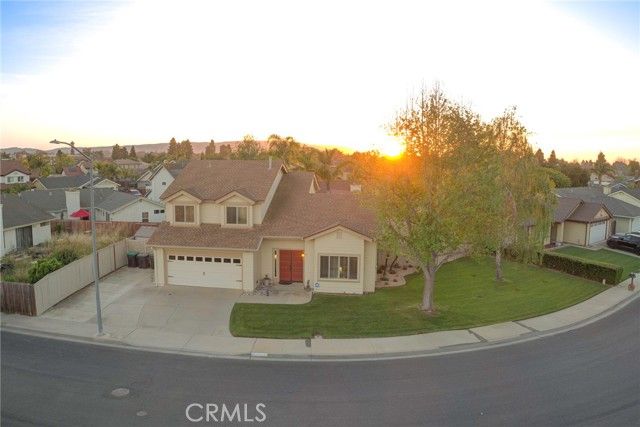 1865 Sequoia, Santa Maria, CA 93454