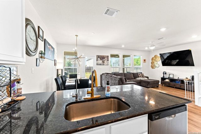 1029 Santiam St, Georgetown, TX 78626