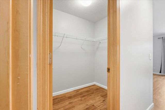 4560 Blaylock Way 4303, Inver Grove Heights, MN 55076