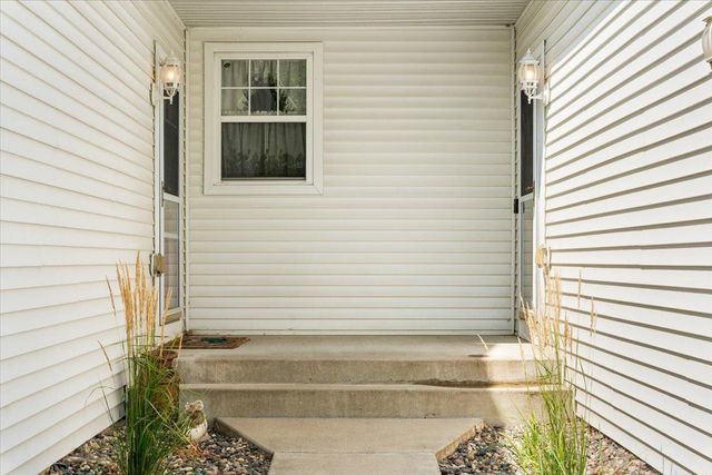 4560 Blaylock Way 4303, Inver Grove Heights, MN 55076