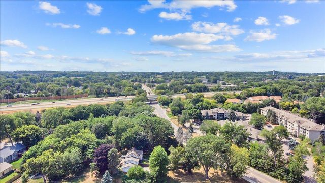 4560 Blaylock Way 4303, Inver Grove Heights, MN 55076