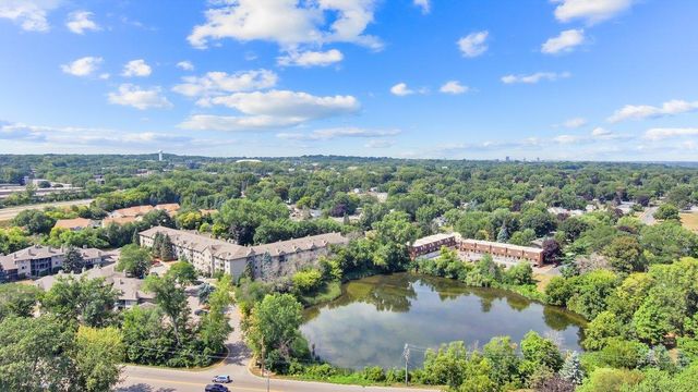 4560 Blaylock Way 4303, Inver Grove Heights, MN 55076