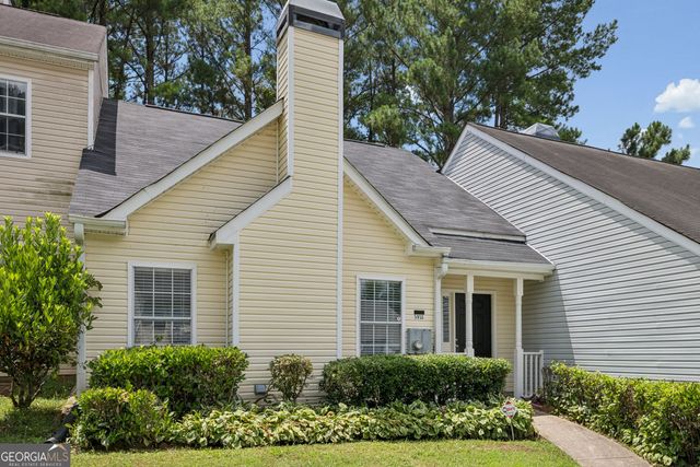 5933 Trent Walk Drive, Lithonia, GA 30038