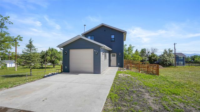 2112 Knight Street, Helena, MT 59601