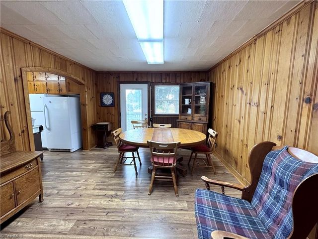 311 James Street, Dobson, NC 27017