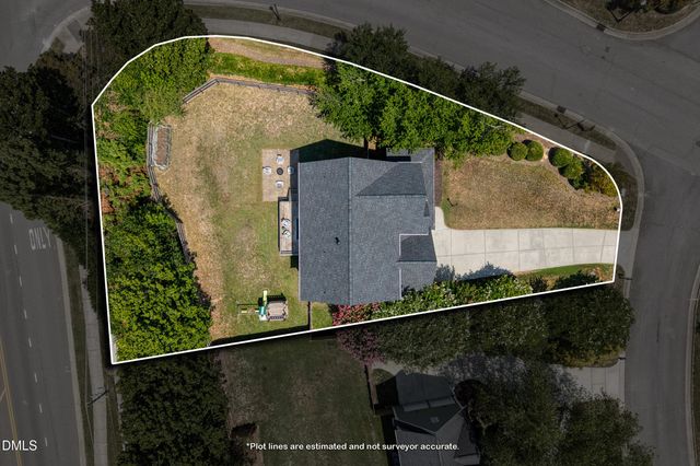 1941 N Bryson Court, Fuquay Varina, NC 27526
