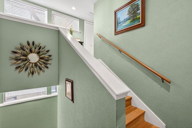 400 Hi There 104, Horseshoe Bay, TX 78657