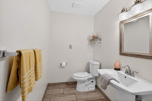 400 Hi There 104, Horseshoe Bay, TX 78657